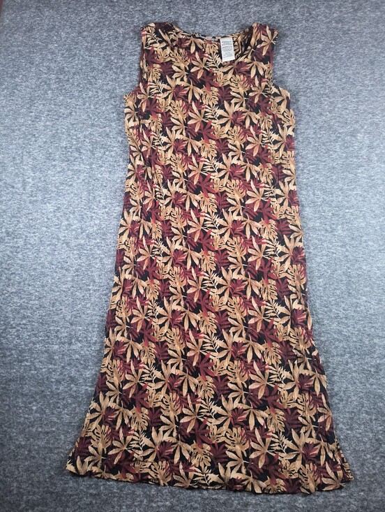White Stag Dresses & Skirts - 🔥Bundle 2 For $7🔥 Vintage white stag crinkle rayon midi dress, women's medium